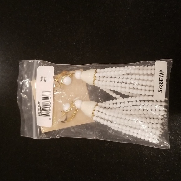 💕KENNETH JAY LANE💕 White Tassel Earrings ~ White NWT - Picture 7 of 9